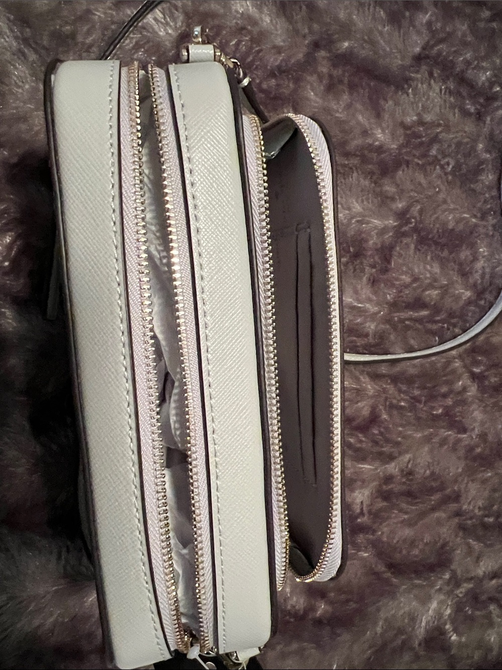 Kate Spade grey crossbody bag with silver hardware - Picture 4 of 5